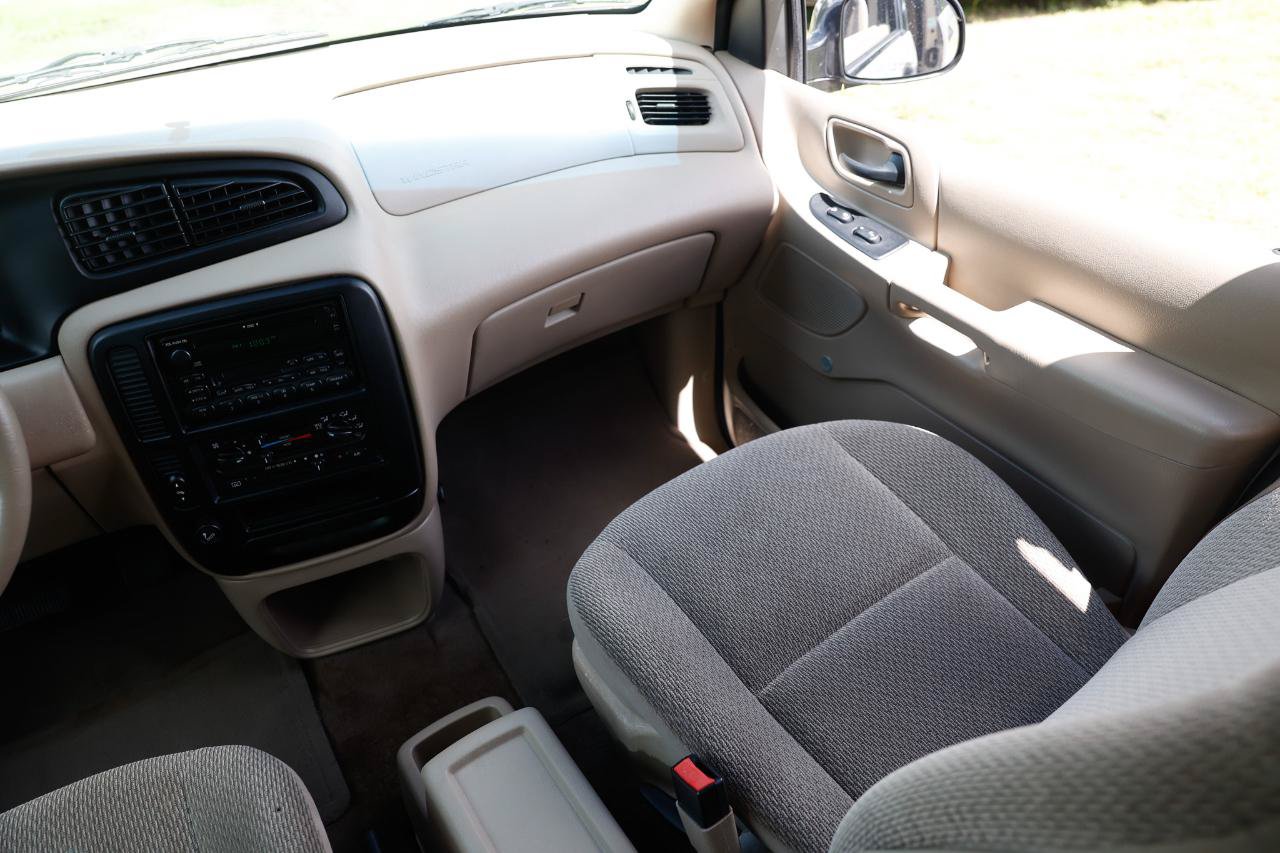 Used 2003 Ford Windstar LX FWD image 22