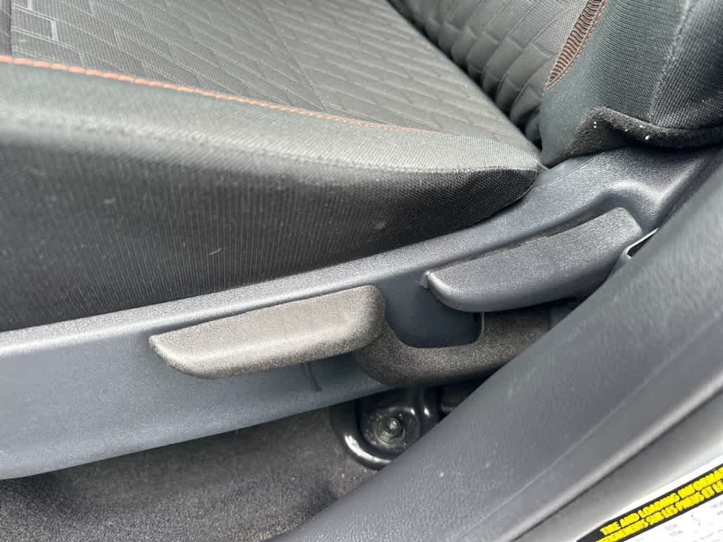 Used 2024 Nissan Kicks SR FWD image 14