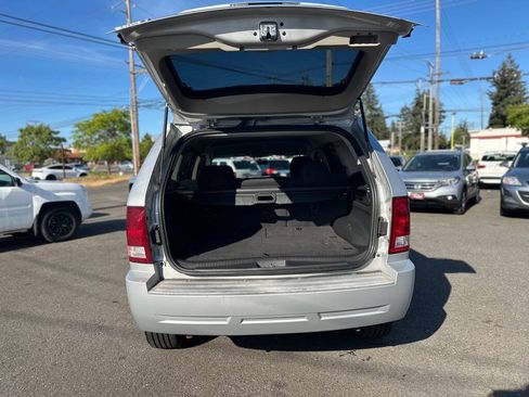 Used 2010 Jeep Grand Cherokee Laredo RWD image 8