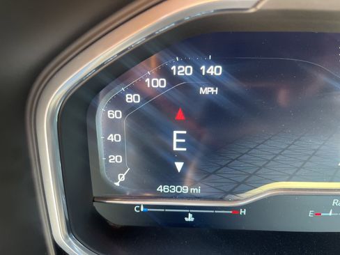 Used 2024 GMC Sierra 3500 Denali Ultimate image 10