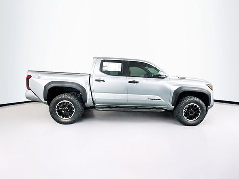 New 2025 Toyota Tacoma TRD Off-Road image 10