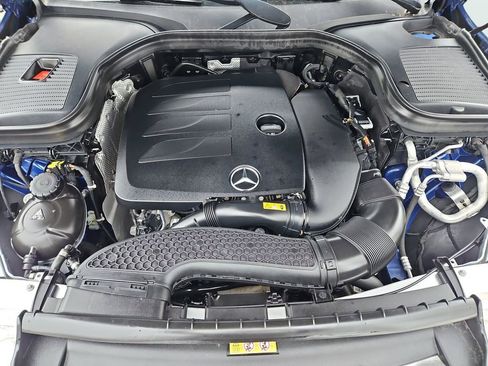 Used 2021 Mercedes-Benz GLC 300 4MATIC image 37
