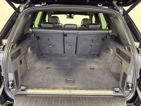 Used 2025 BMW X5 xDrive50e AWD/4WD image 24