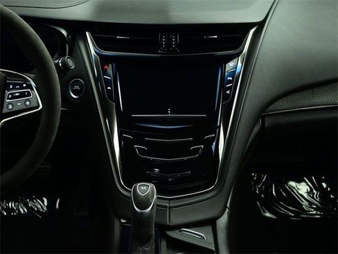 Used 2019 Cadillac CTS V image 5