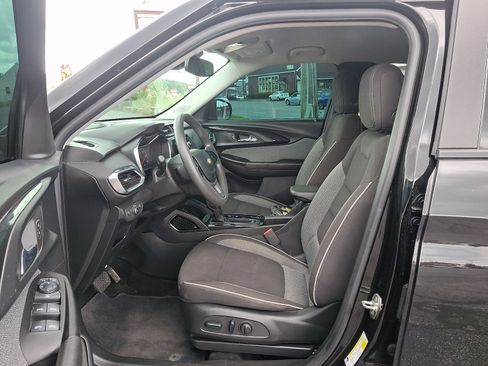 Used 2023 Chevrolet TrailBlazer LT w/ Convenience Package FWD image 14