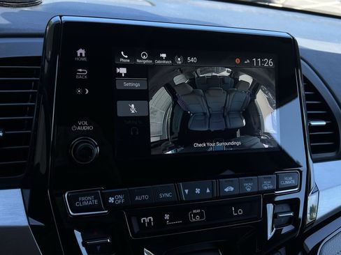 Used 2024 Honda Odyssey Touring image 24