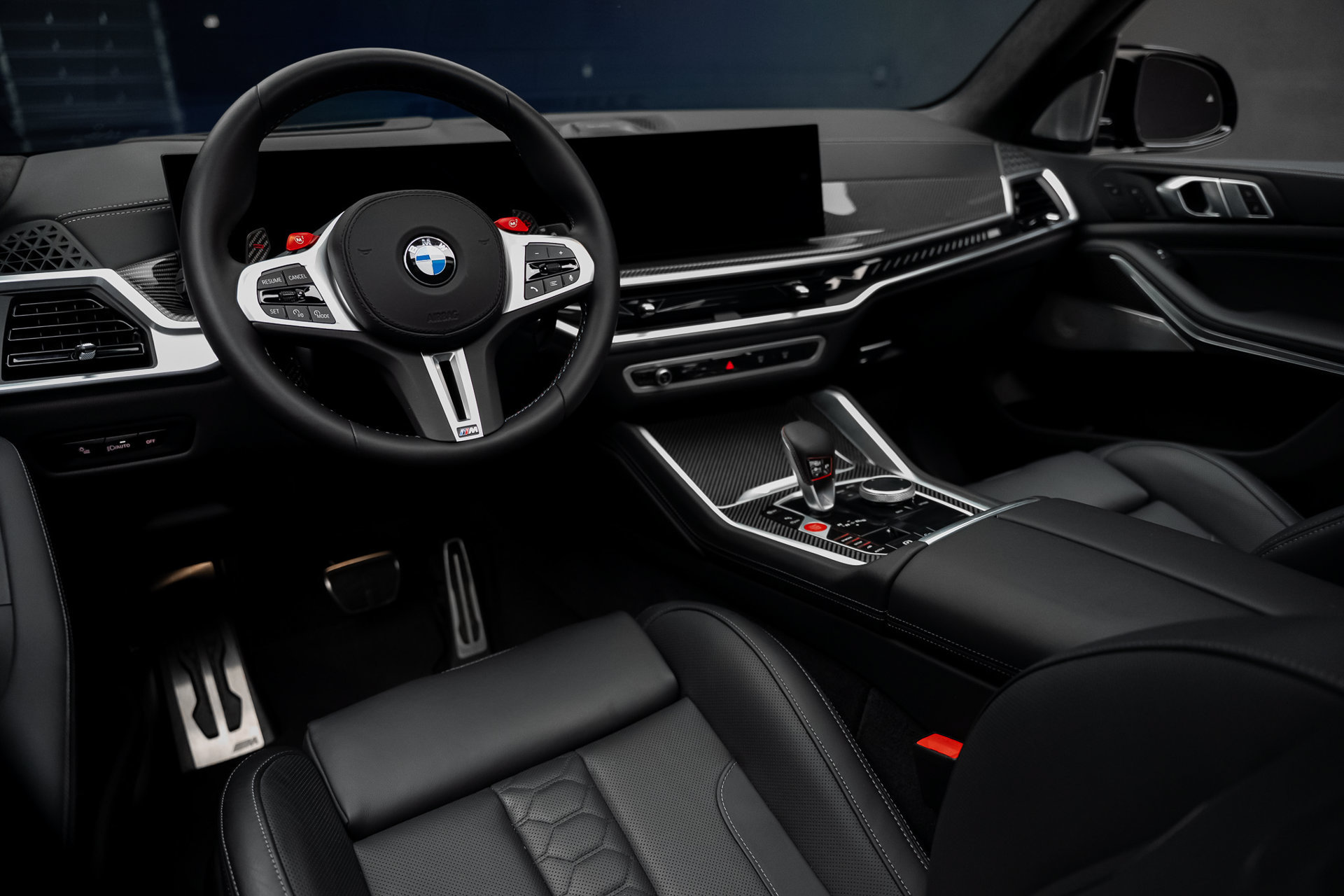 Used 2024 BMW X5 M Competition w/ Executive Package AWD/4WD image 2