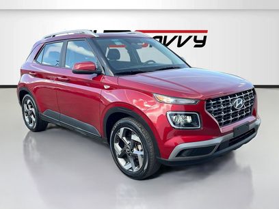 Used 2023 Hyundai Venue Limited w/ Cargo Package