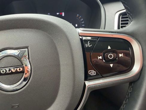 Used 2025 Volvo XC90 B6 Plus AWD/4WD image 25