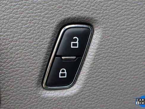 Used 2020 Ford F450 XL w/ Power Equipment Group image 14