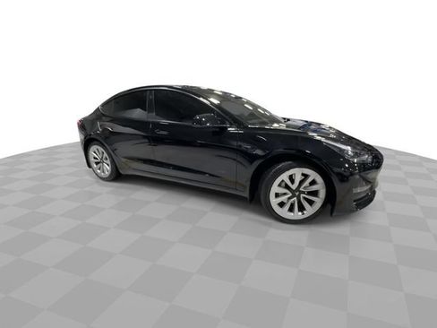 Used 2022 Tesla Model 3 RWD image 9