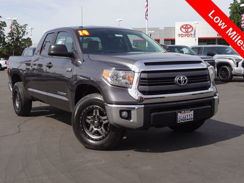 Used 2014 Toyota Tundra SR5 w/ SR5 Upgrade Package image 2