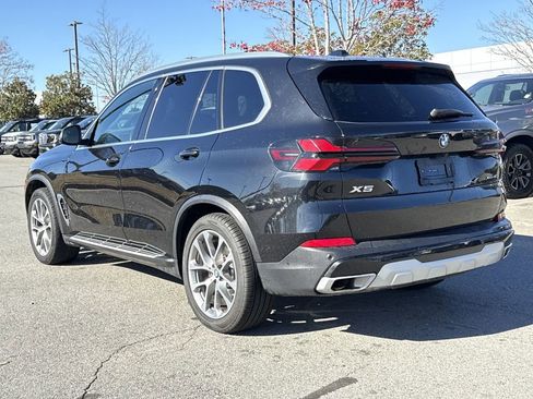 Used 2024 BMW X5 xDrive40i image 3