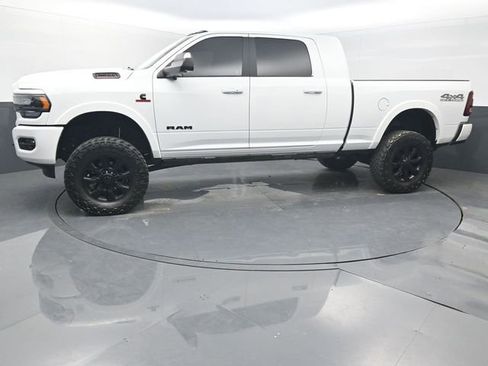Used 2022 RAM 2500 Limited w/ Night Edition image 2
