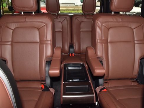 New 2026 Lincoln Aviator Reserve AWD/4WD image 22