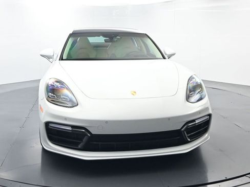 Certified 2022 Porsche Panamera GTS image 18