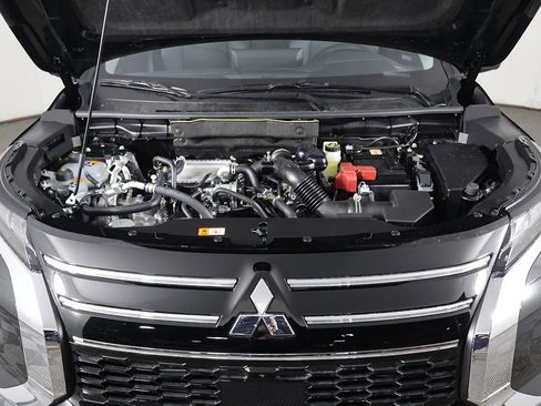 New 2026 Mitsubishi Outlander SE FWD image 22