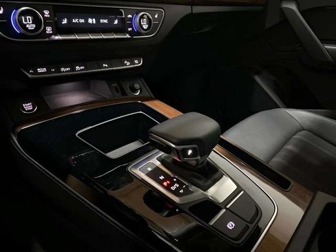 Used 2023 Audi Q5 2.0T Premium w/ Convenience Package AWD/4WD image 50