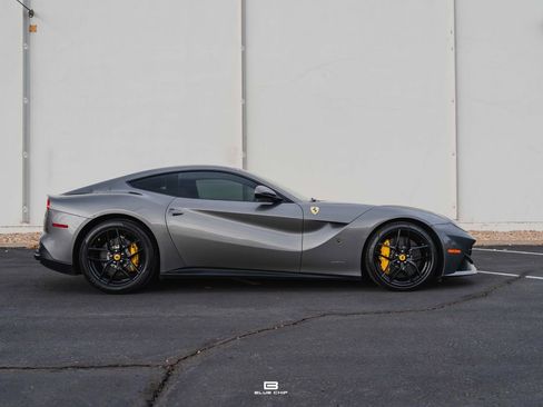 Used 2017 Ferrari F12 Berlinetta image 8