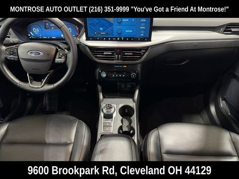 Used 2025 Ford Escape Platinum image 2