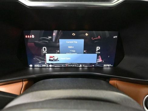 Used 2024 GMC Canyon AT4 w/ AT4 Premium Package image 35