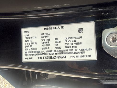 Used 2025 Tesla Model 3 Long Range RWD image 28