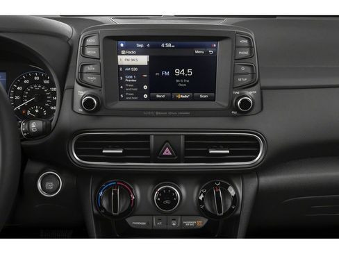 Used 2021 Hyundai Kona SEL Plus FWD image 7