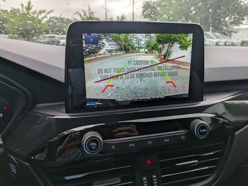 New 2025 Ford Escape ST-Line w/ Equipment Group 301A image 25