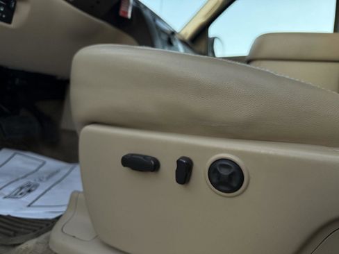 Used 2013 GMC Sierra 1500 SLT w/ SLT Convenience Package image 14