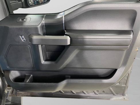 Used 2018 Ford F150 XLT w/ Equipment Group 302A Luxury AWD/4WD image 29