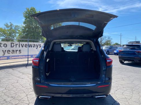Used 2020 Buick Enclave Essence FWD image 4