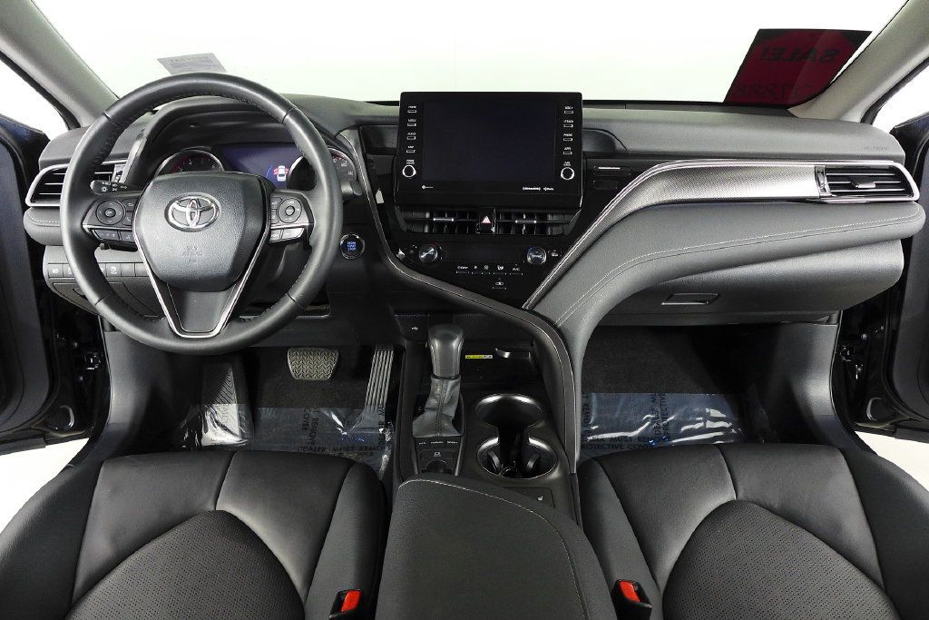 Used 2023 Toyota Camry XSE FWD image 24
