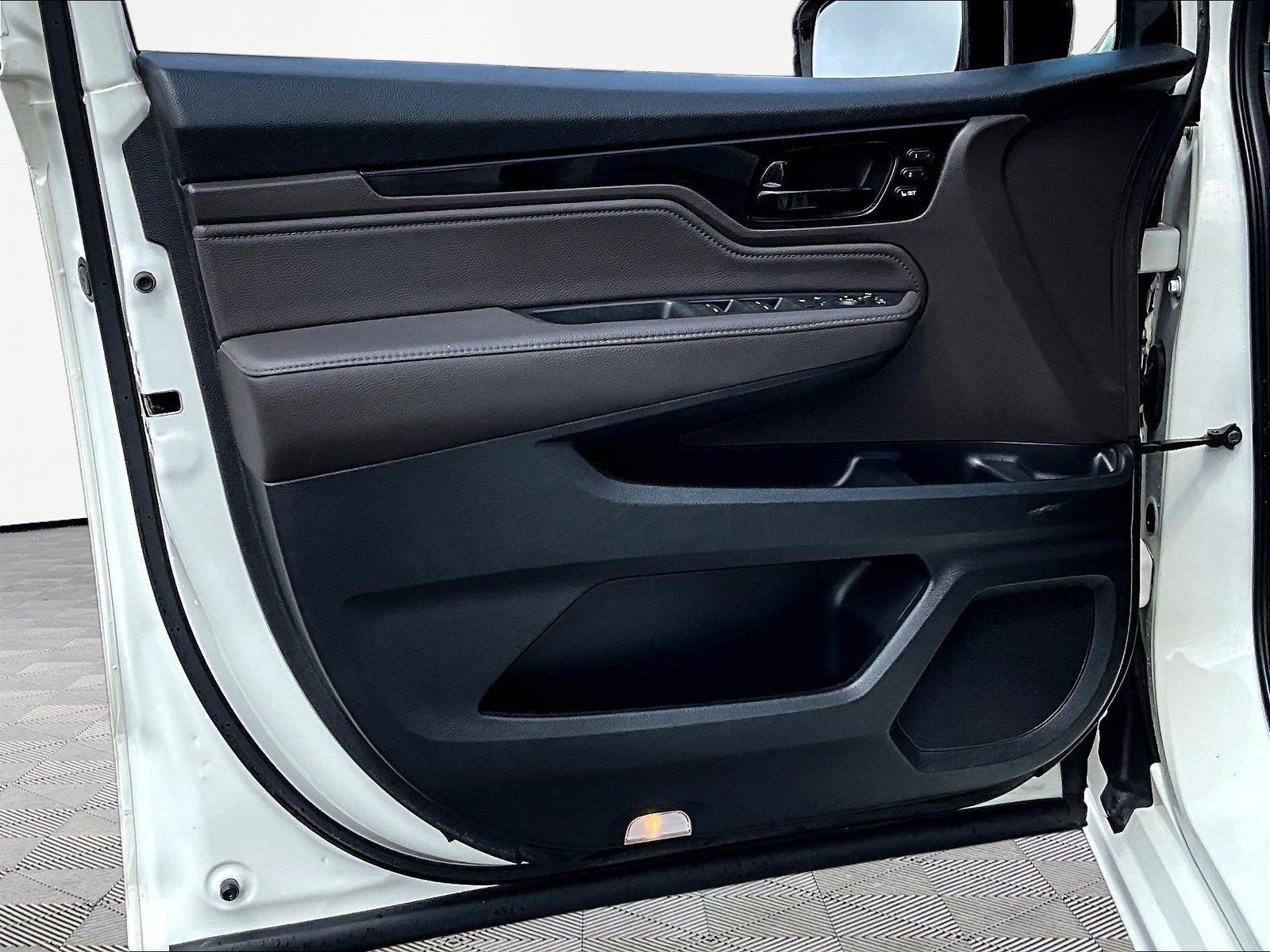 Used 2019 Honda Odyssey Elite image 19