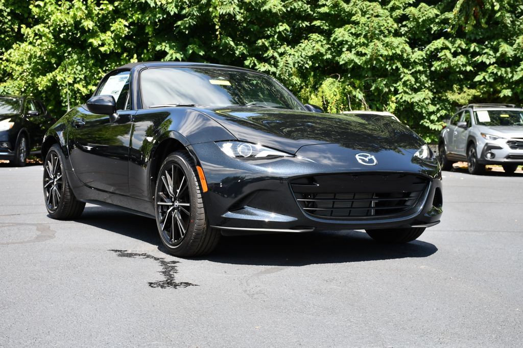 New 2026 MAZDA MX-5 Miata Grand Touring RWD image 23