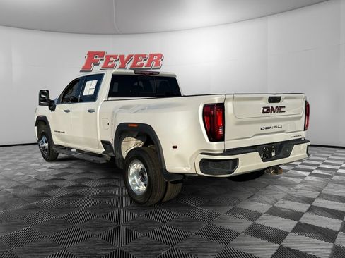Used 2022 GMC Sierra 3500 Denali w/ Denali Ultimate Package AWD/4WD image 3