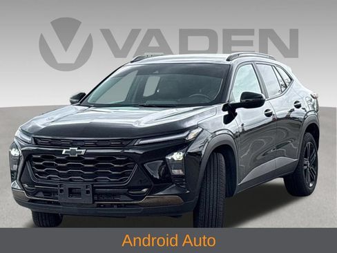 Used 2025 Chevrolet Trax ACTIV w/ Driver Confidence Package FWD image 4