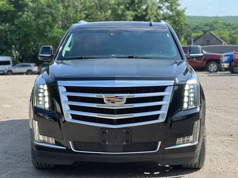 Used 2016 Cadillac Escalade ESV Premium AWD/4WD image 1
