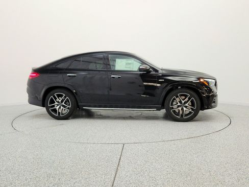 New 2026 Mercedes-Benz GLE 53 AMG 4MATIC Coupe image 4