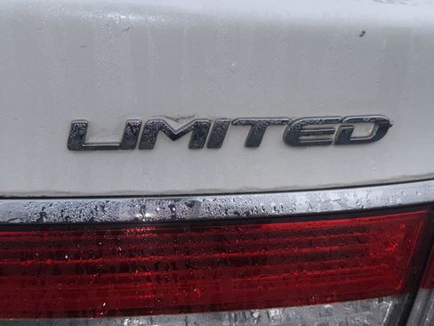 Used 2015 Hyundai Azera Limited image 7