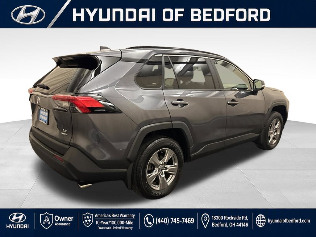 Used 2025 Toyota RAV4 LE AWD/4WD image 6