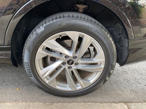 Used 2021 Audi Q7 2.0T Premium Plus w/ Executive Package image 17