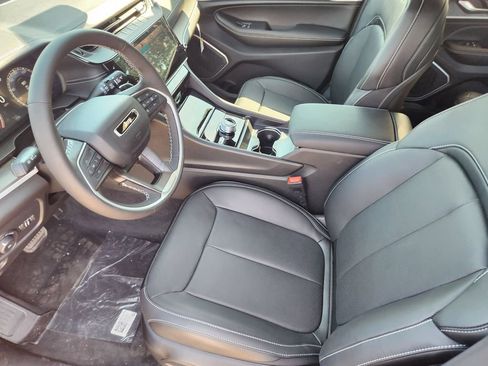 New 2026 Jeep Grand Cherokee L Limited AWD/4WD image 8