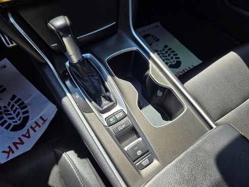 Used 2022 Honda Accord Sport image 22