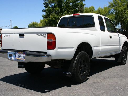 Used 1998 Toyota Tacoma 4x4 Xtracab image 5