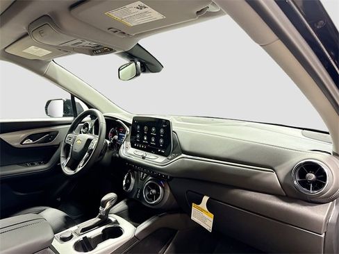 New 2026 Chevrolet Blazer LT image 33