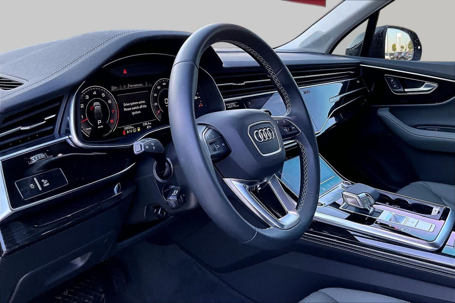 Certified 2025 Audi Q7 3.0T Premium Plus AWD/4WD image 17