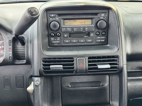 Used 2003 Honda CR-V LX image 28