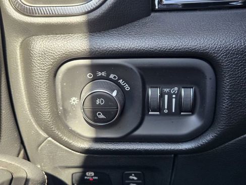 Used 2025 RAM 1500 Rebel w/ G/T Package image 24