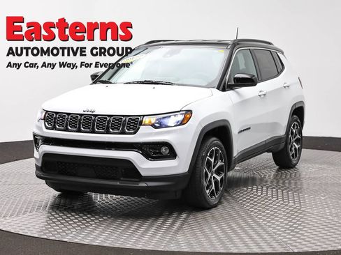 Used 2025 Jeep Compass Limited AWD/4WD image 90