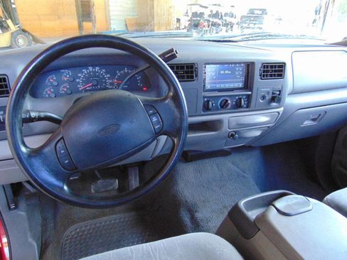 Used 1999 Ford F250 2WD SuperCab Super Duty image 19